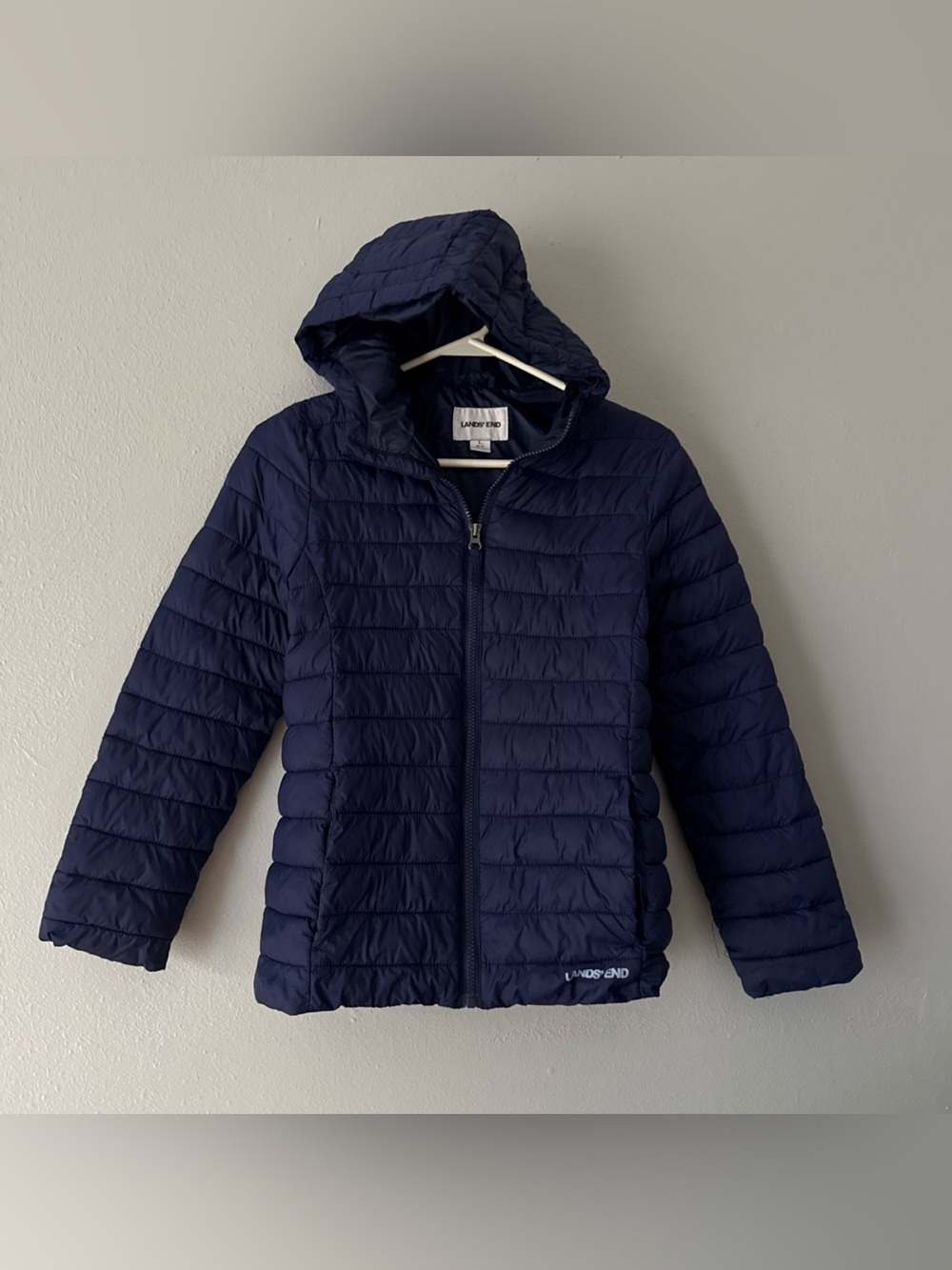 Lands in kids down puffer jacket size large